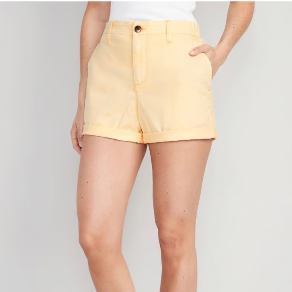 Old Navy Size L Golden Straw High-Waisted OGC Pull-On Chino Shorts